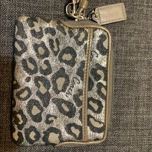 Wristlet -2